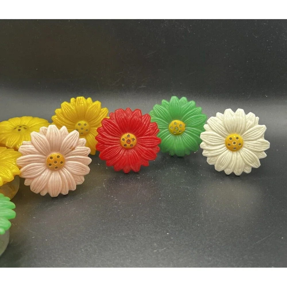 VTG Floral Daisy & Roses Salt‎ and Pepper Shakers Plastic ~ Set Of 15 ~ Colorful